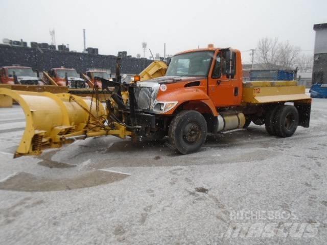 International 7400 Kar küreme biçaklari