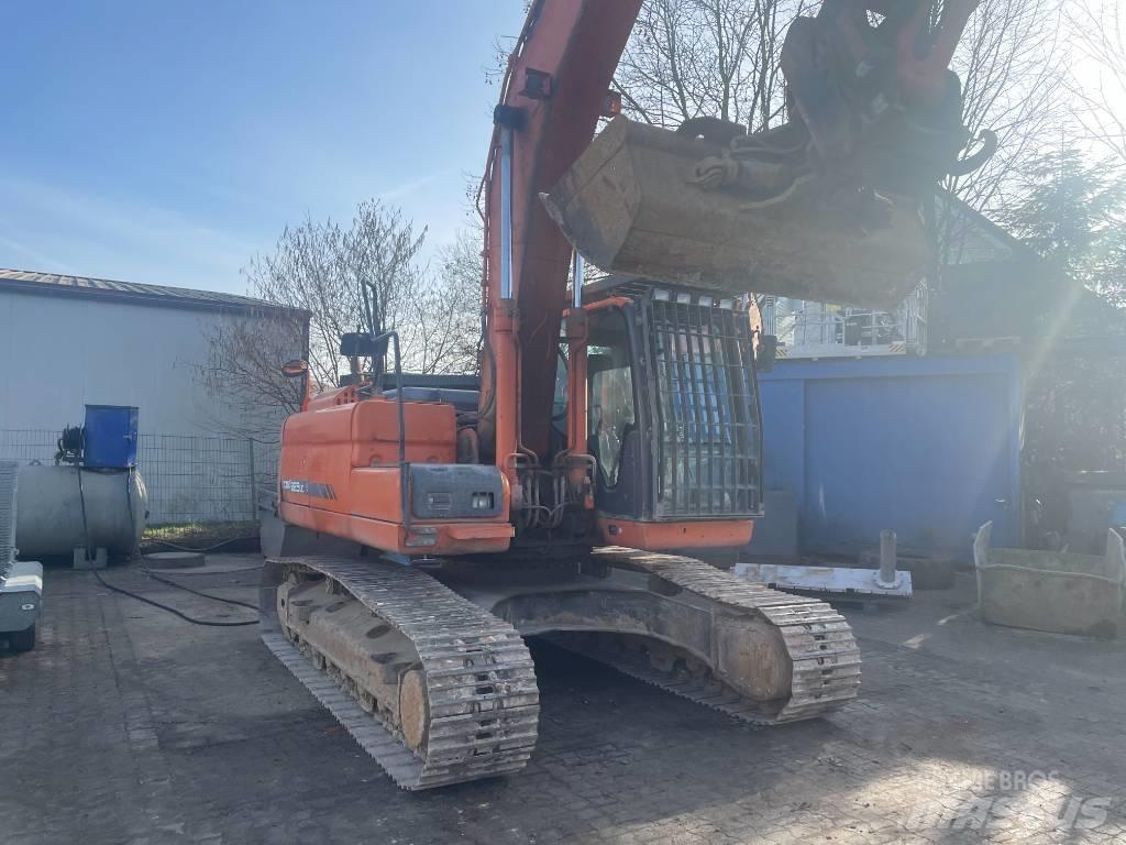 Doosan EXCA Paletli ekskavatörler