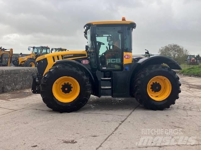 JCB (21007788) FT 4220 Traktörler