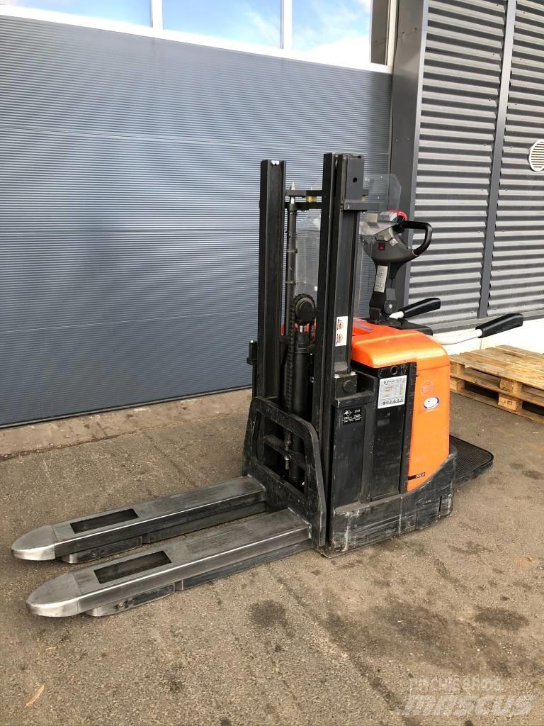 BT SPE 125 Akülü depo ekipmanları