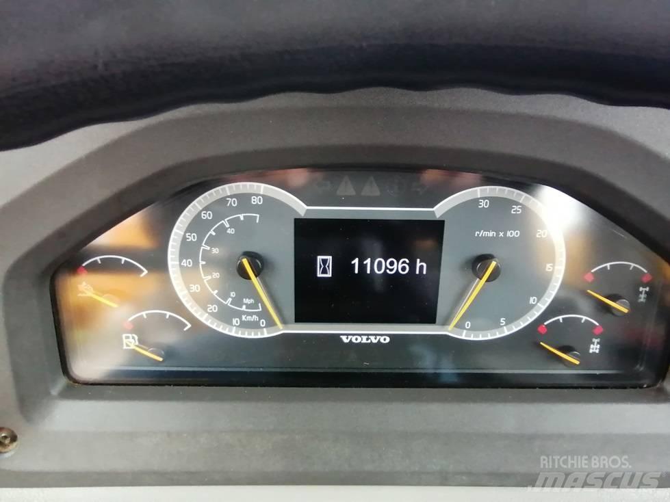 Volvo A 30 G Belden kirma kaya kamyonu