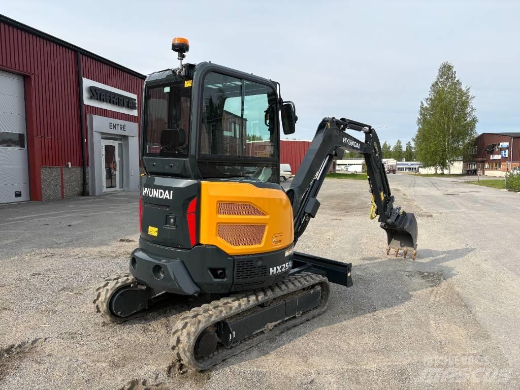 Hyundai HX 25 AZ Mini ekskavatörler, 7 tona dek