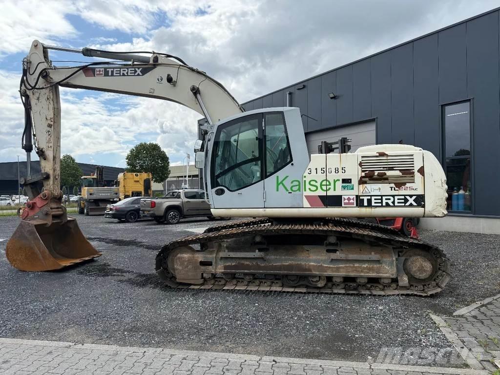 Terex TC225LC Paletli ekskavatörler