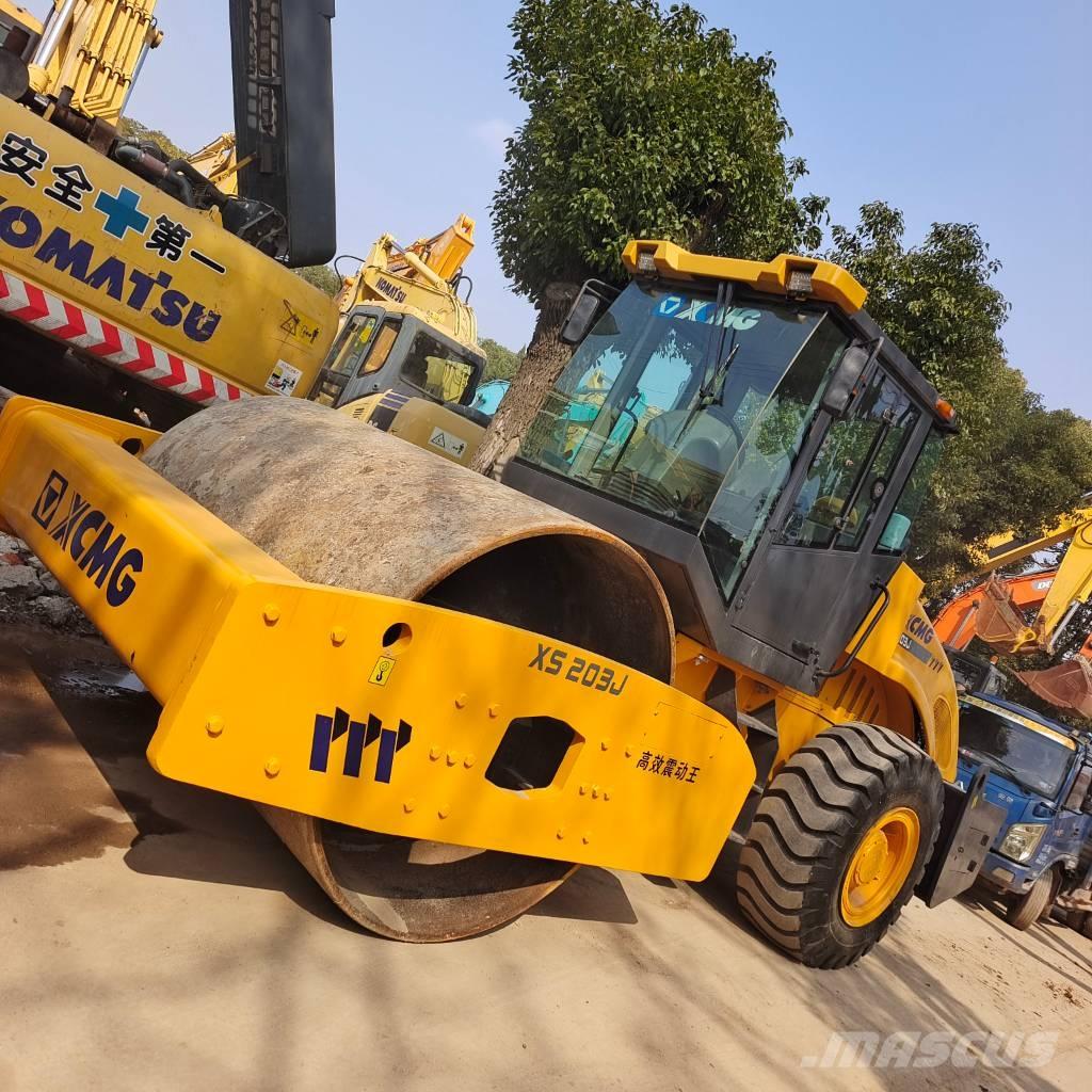 XCMG XS 203 J Tek tamburlu silindirler