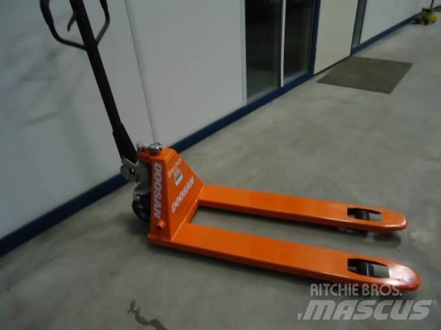 Doosan Pallettruck Transpaletler