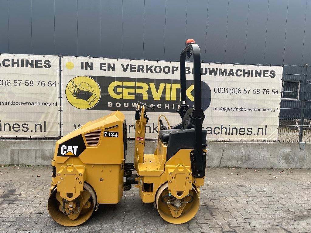 CAT CB 14 Çift tamburlu silindirler