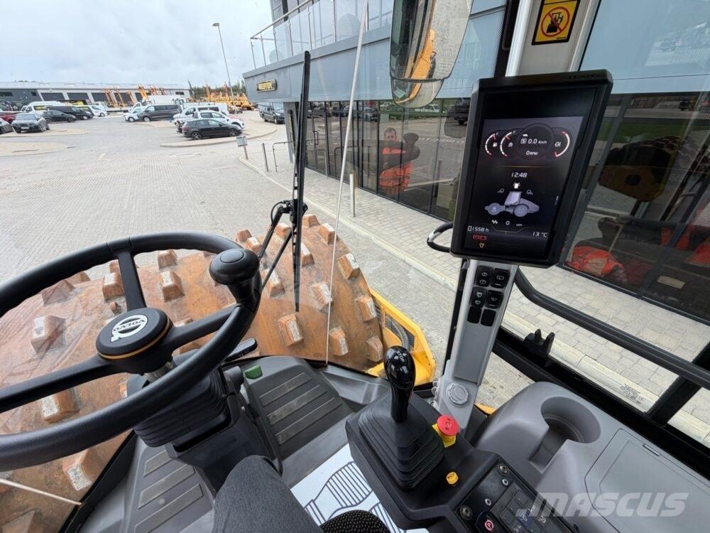 Volvo SD 135 B Tek tamburlu silindirler