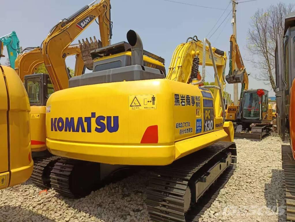 Komatsu PC 130-8 Paletli ekskavatörler