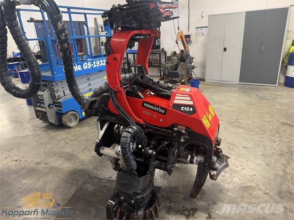 Komatsu C124 Agaç kesme robotlari
