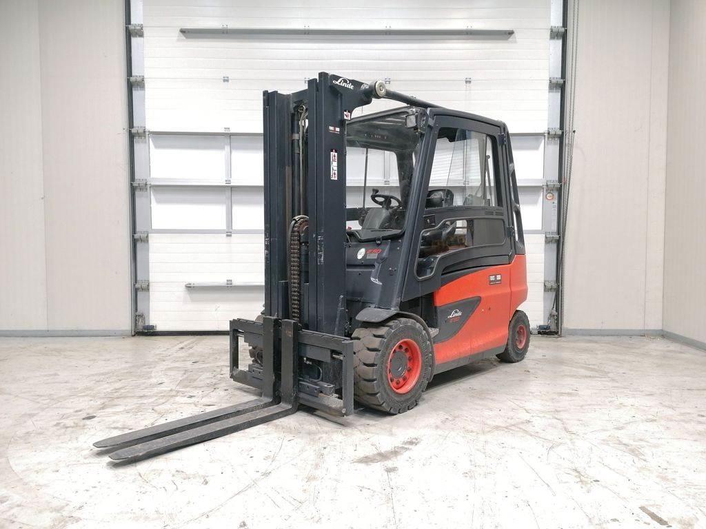 Linde E50HL-01 Elektrikli forkliftler