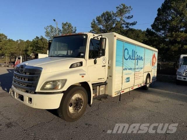 Hino 338 İçecek kamyonları