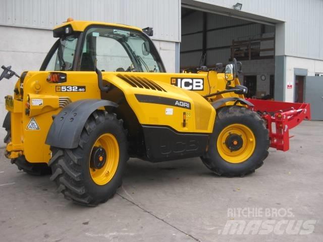 JCB 532-60 AGRI Tarimsal teleskopik yükleyiciler