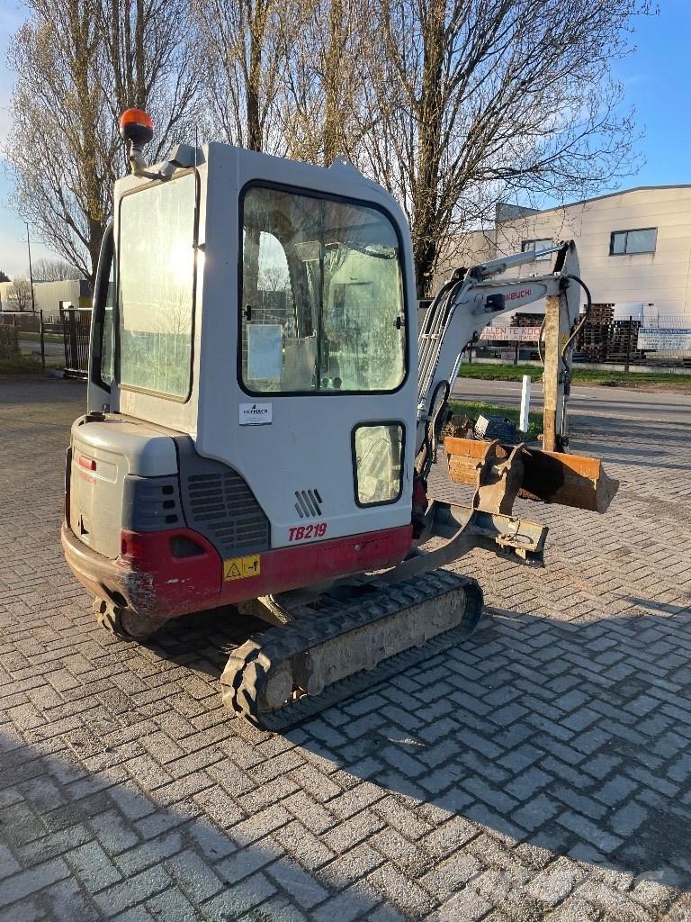 Takeuchi TB 219 Mini ekskavatörler, 7 tona dek