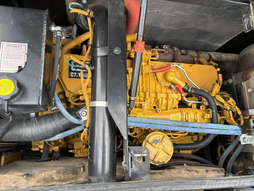 CAT M 318 F Lastik tekerli ekskavatörler