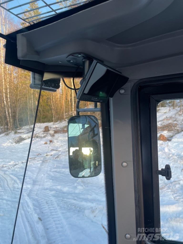 Powertrack L45 Tekerlekli yükleyiciler