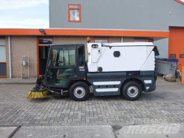 Schmidt Swingo 250 Süpürme kamyonları