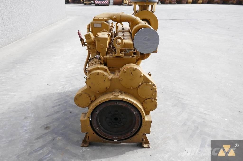 CAT D353E Motorlar