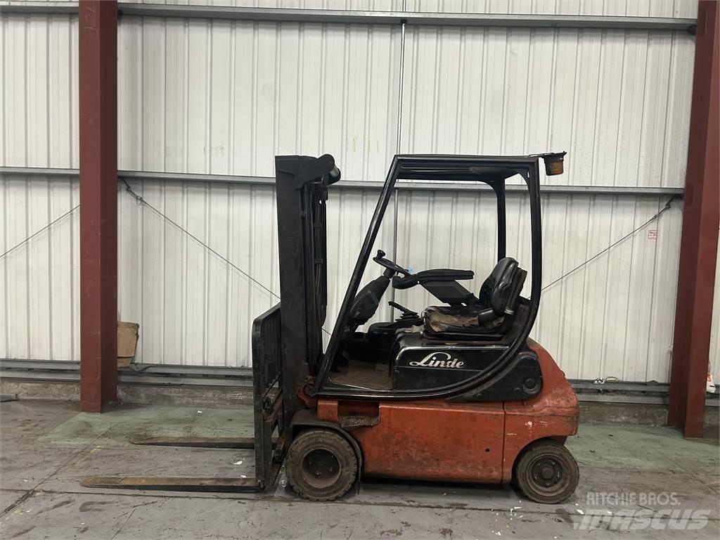 Linde E18P-02 Elektrikli forkliftler