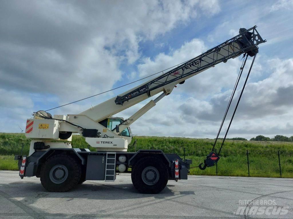 Terex A600 Arazi Tipi Vinçler (RT)
