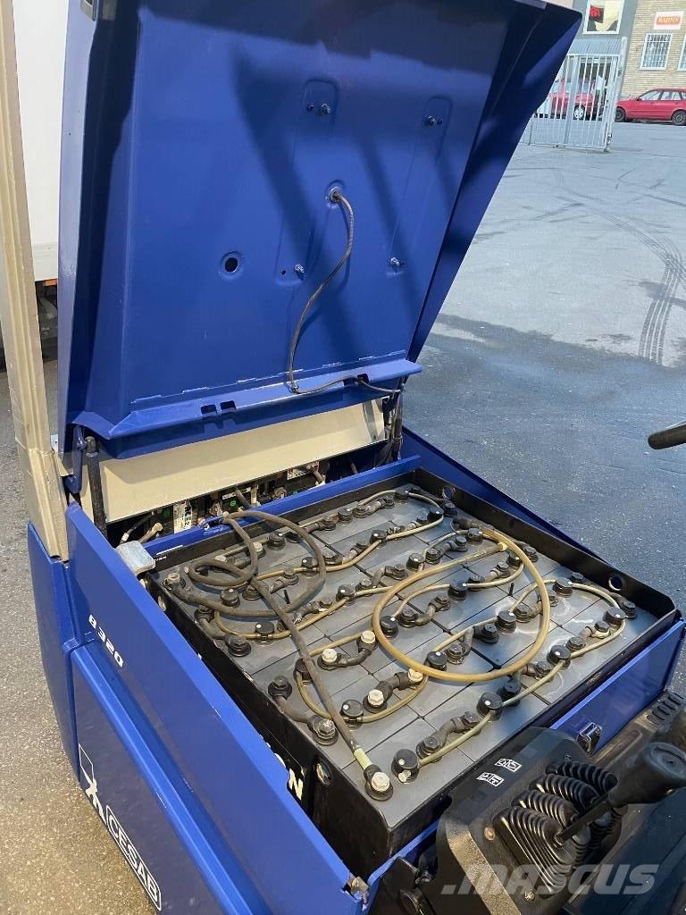 Cesab B320 Elektrikli forkliftler