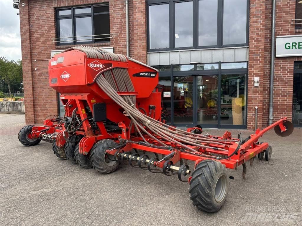 Kuhn Megant 600 Diger tarim makinalari