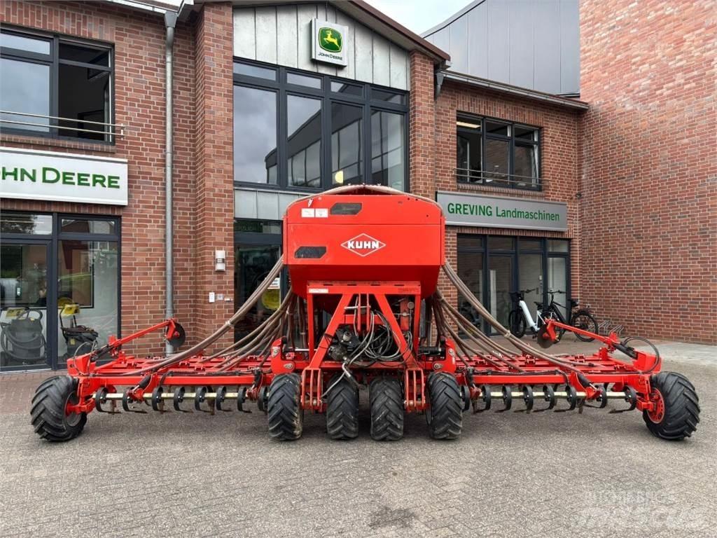 Kuhn Megant 600 Diger tarim makinalari