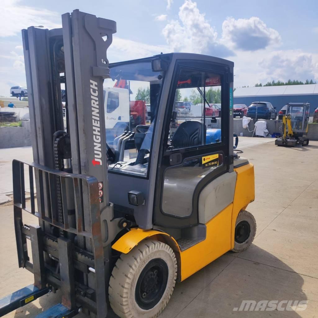 Jungheinrich TFG 425 LPG'li forkliftler