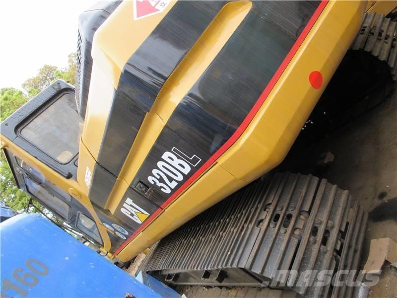 CAT 320 B L Paletli ekskavatörler