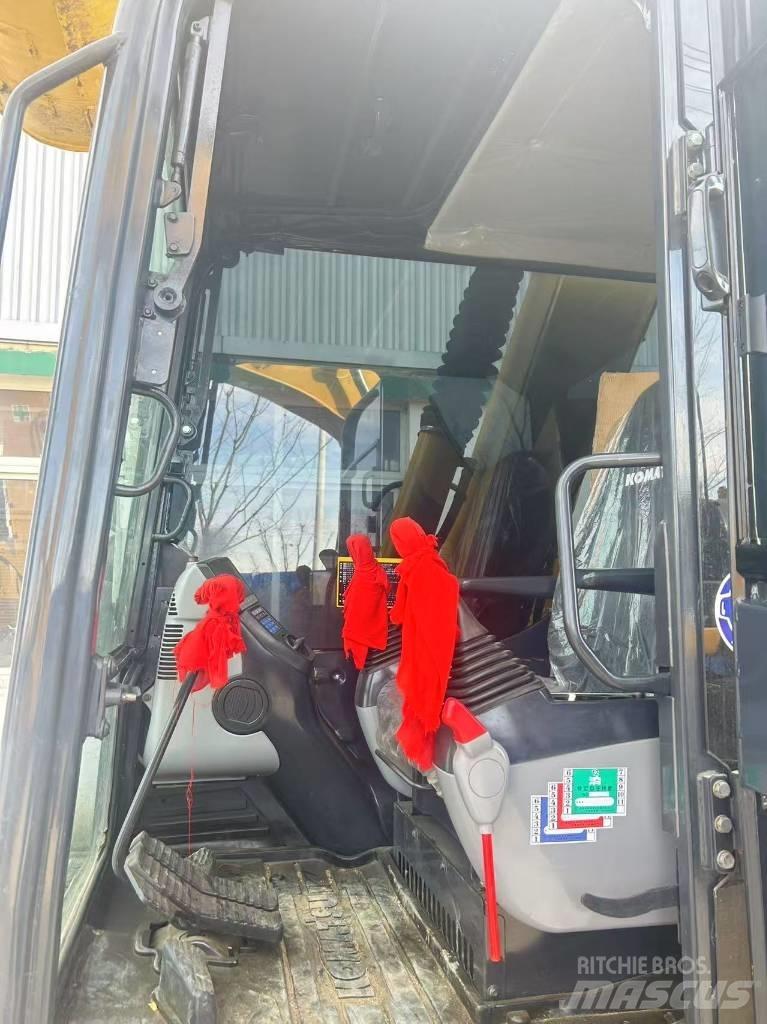 Komatsu PC 70 Paletli ekskavatörler