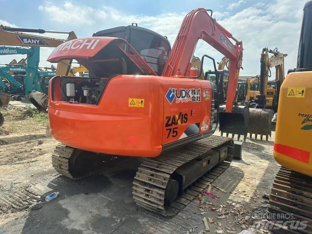 Hitachi ZX 75 Midi ekskavatörler 7 - 12 t