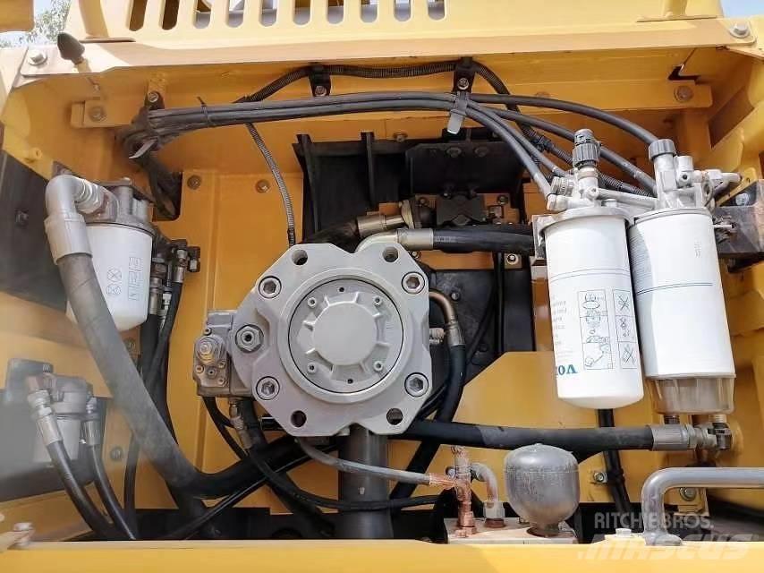 Volvo EC 380 D Paletli ekskavatörler