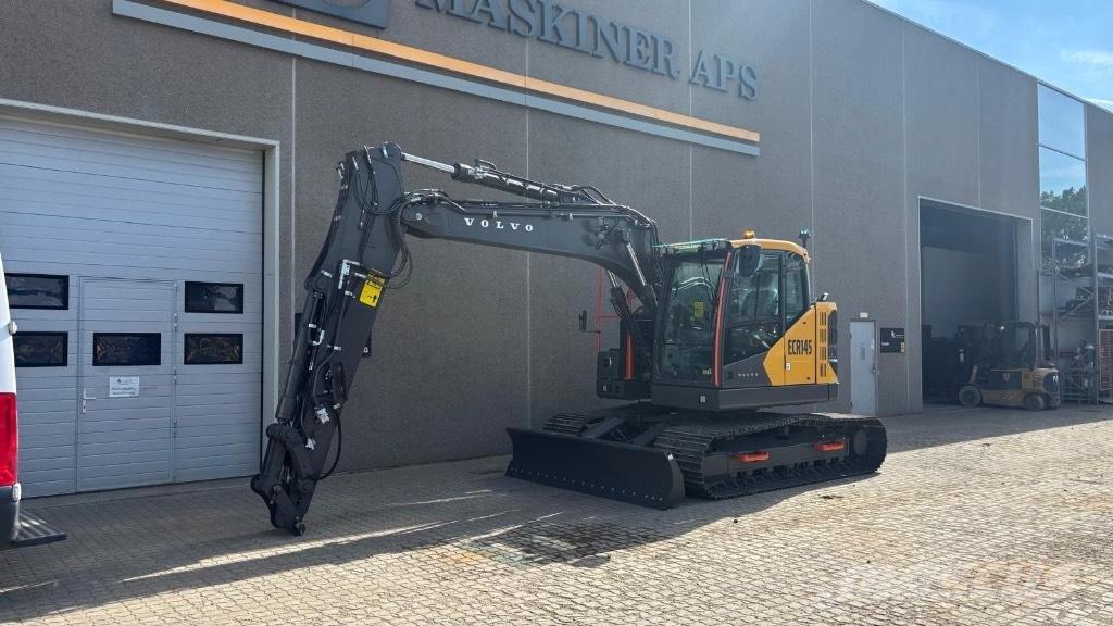 Volvo ECR 145 FL Paletli ekskavatörler