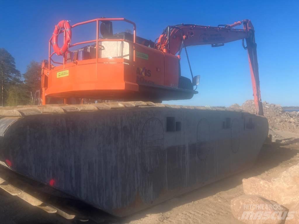 Hitachi ZX 130LCN Amfibi Ekskavatörler