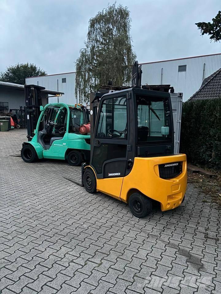 Jungheinrich DFG 320 Dizel forkliftler