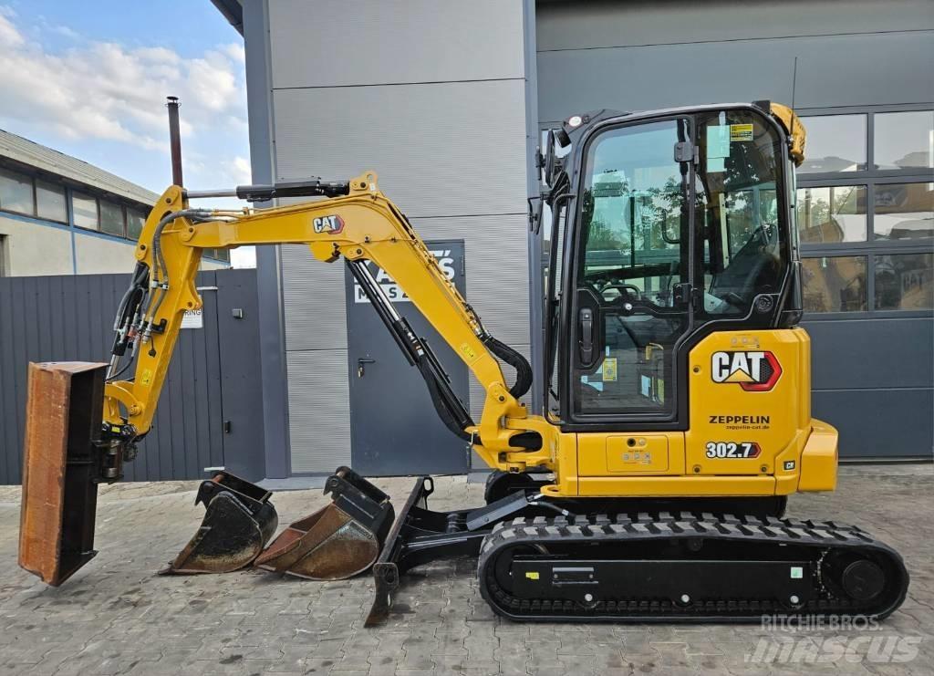 CAT 302.7 CR Mini ekskavatörler, 7 tona dek