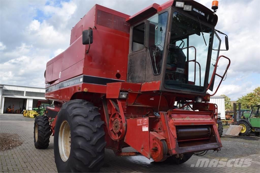 Case IH 1680 Axial Biçerdöverler