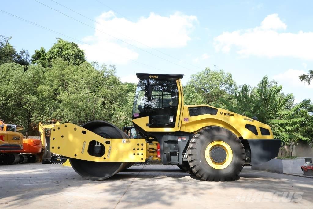 Bomag BW 226 BVC-5 Çift tamburlu silindirler