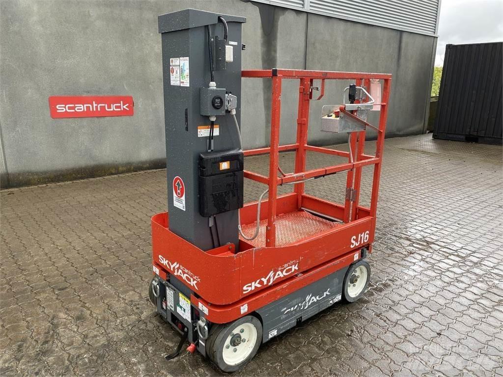 SkyJack SJ16 Personel Platformları ve Cephe Asansörleri