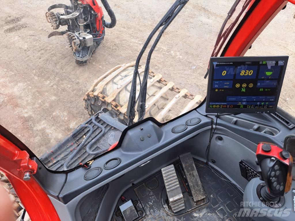 Komatsu 901 Biçerdöverler