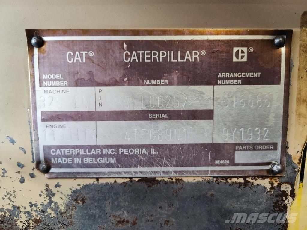CAT 325 LN Paletli ekskavatörler