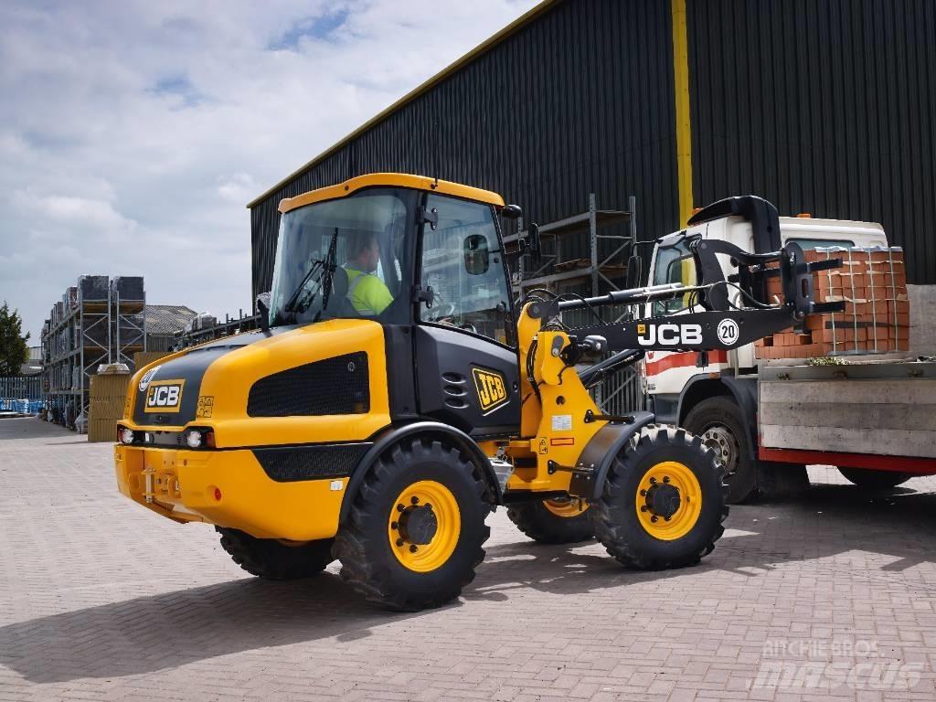JCB 406 Tekerlekli yükleyiciler