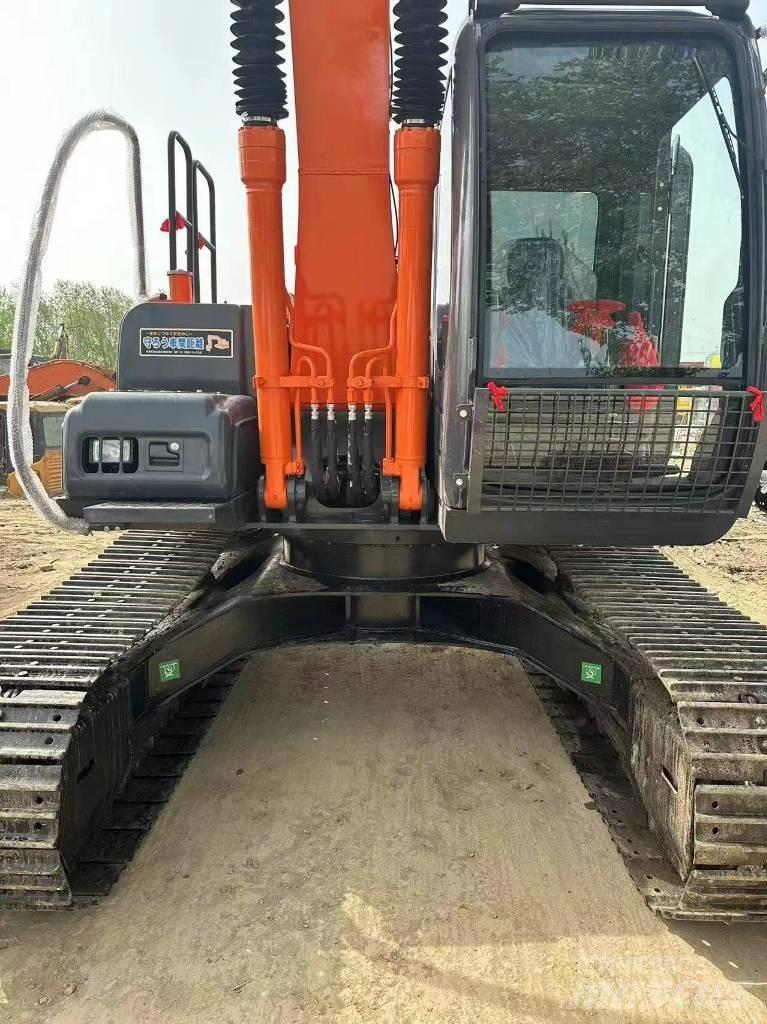 Hitachi ZX 130 Paletli ekskavatörler