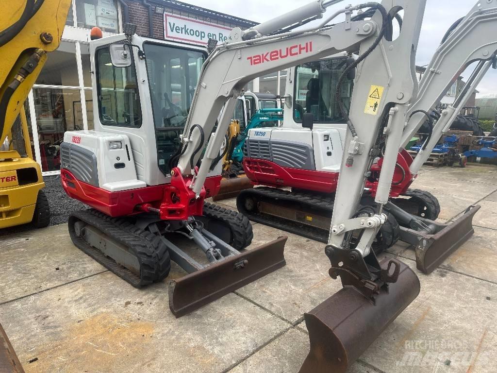 Takeuchi TB228 Mini ekskavatörler, 7 tona dek