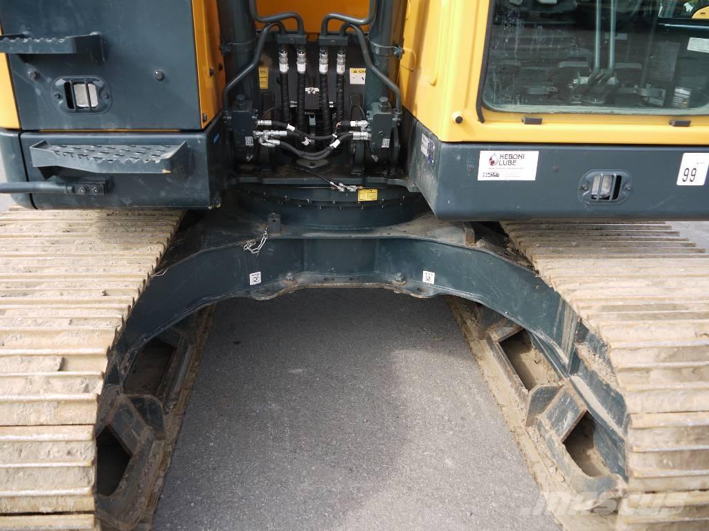 Hyundai HX 130 LCR Paletli ekskavatörler