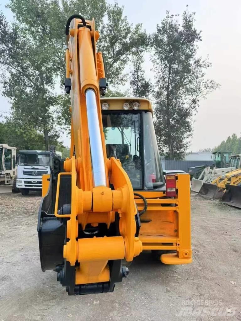 JCB 3 CX Kazıcı yükleyiciler - beko loder