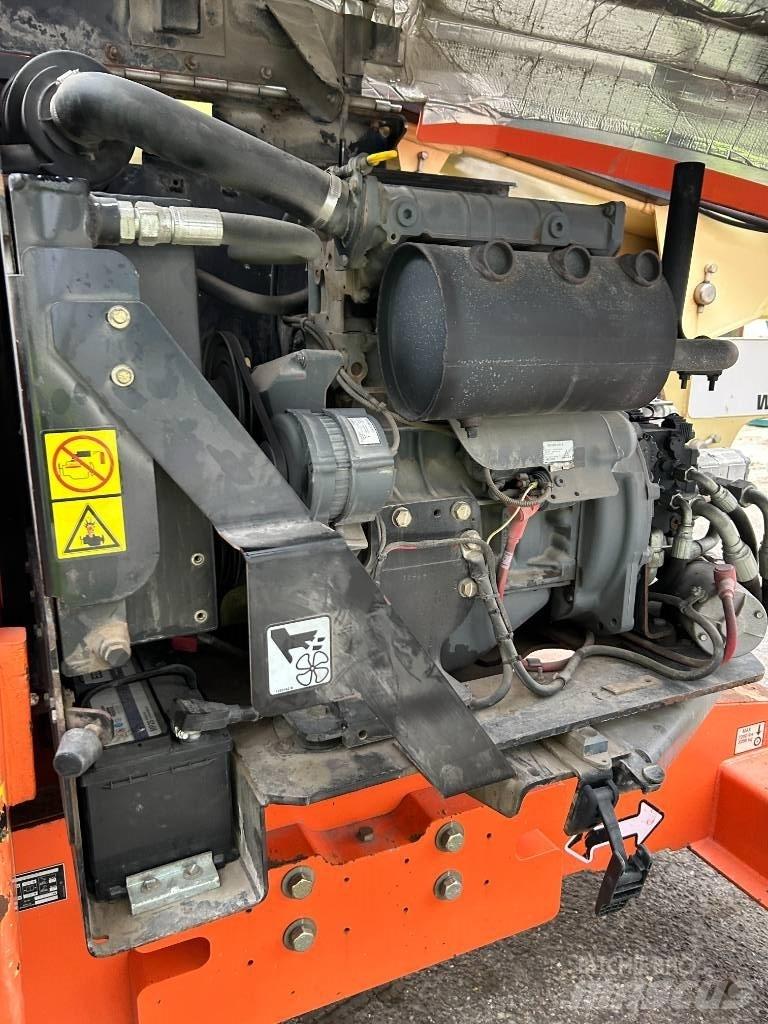 JLG 450 AJ Körüklü personel platformları