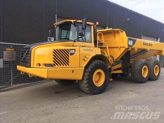 Volvo A25D Belden kirma kaya kamyonu