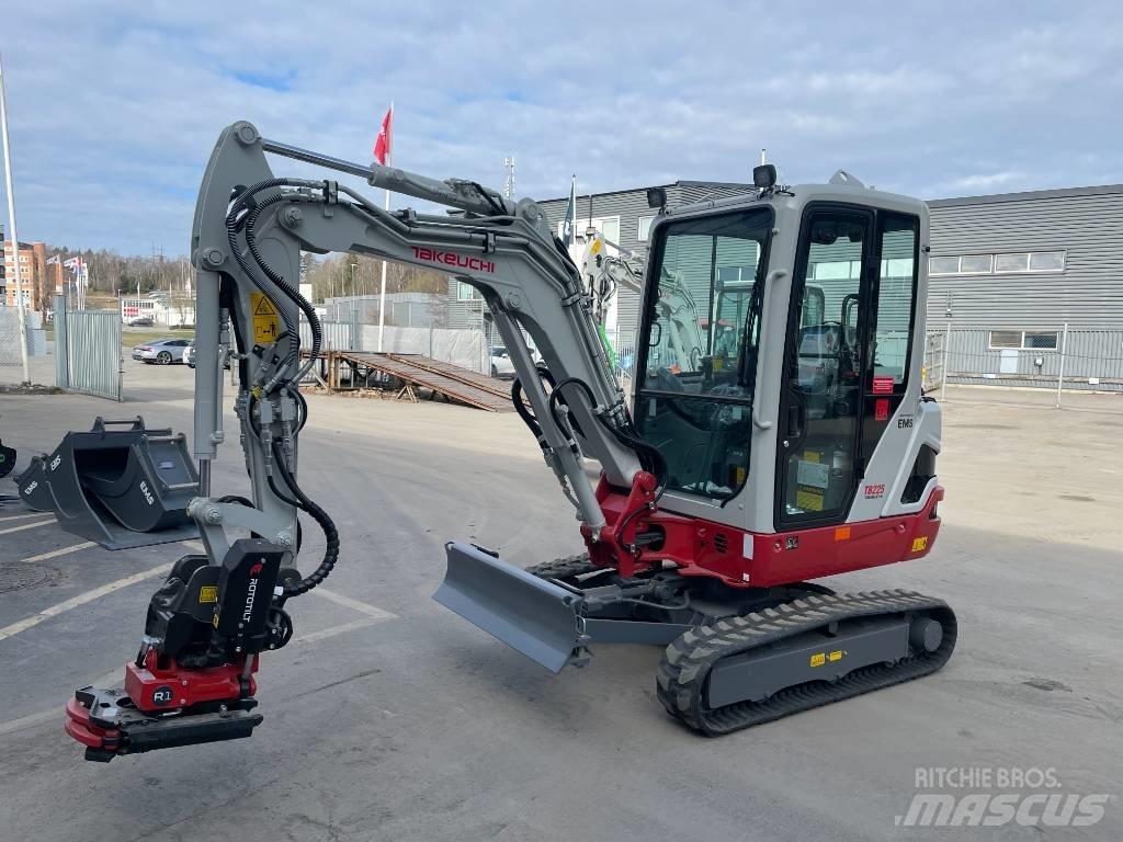 Takeuchi TB 225 Mini ekskavatörler, 7 tona dek