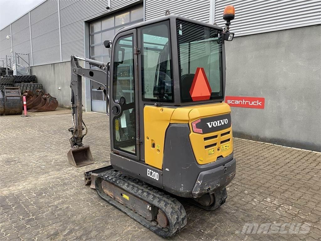 Volvo EC20D Lastik tekerli ekskavatörler
