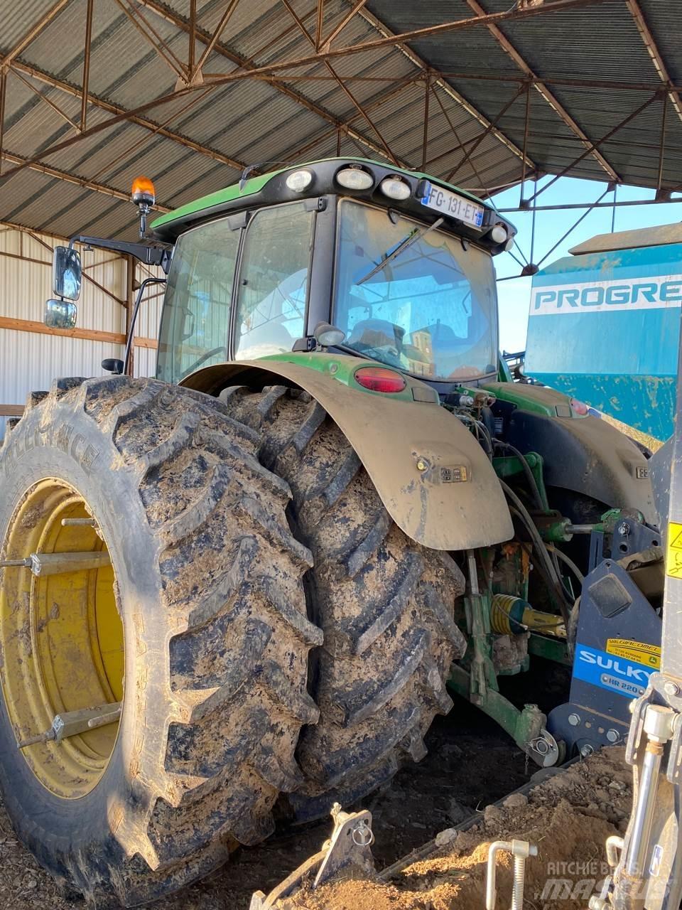 John Deere 6155R Traktörler